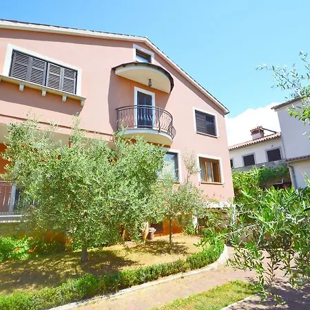 Zomzi Porec