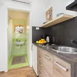 Apartment Zomzi