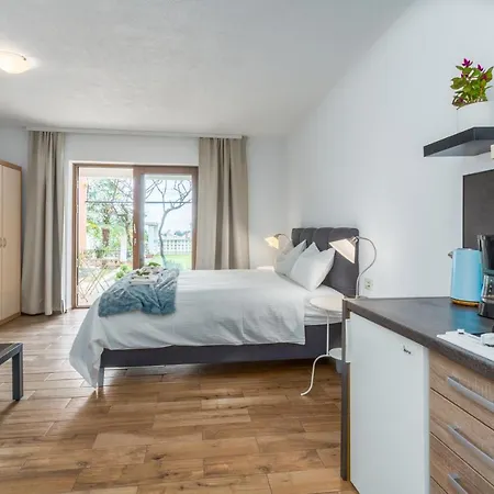 Zomzi Appartement *