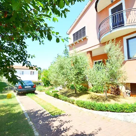 Zomzi Appartement *